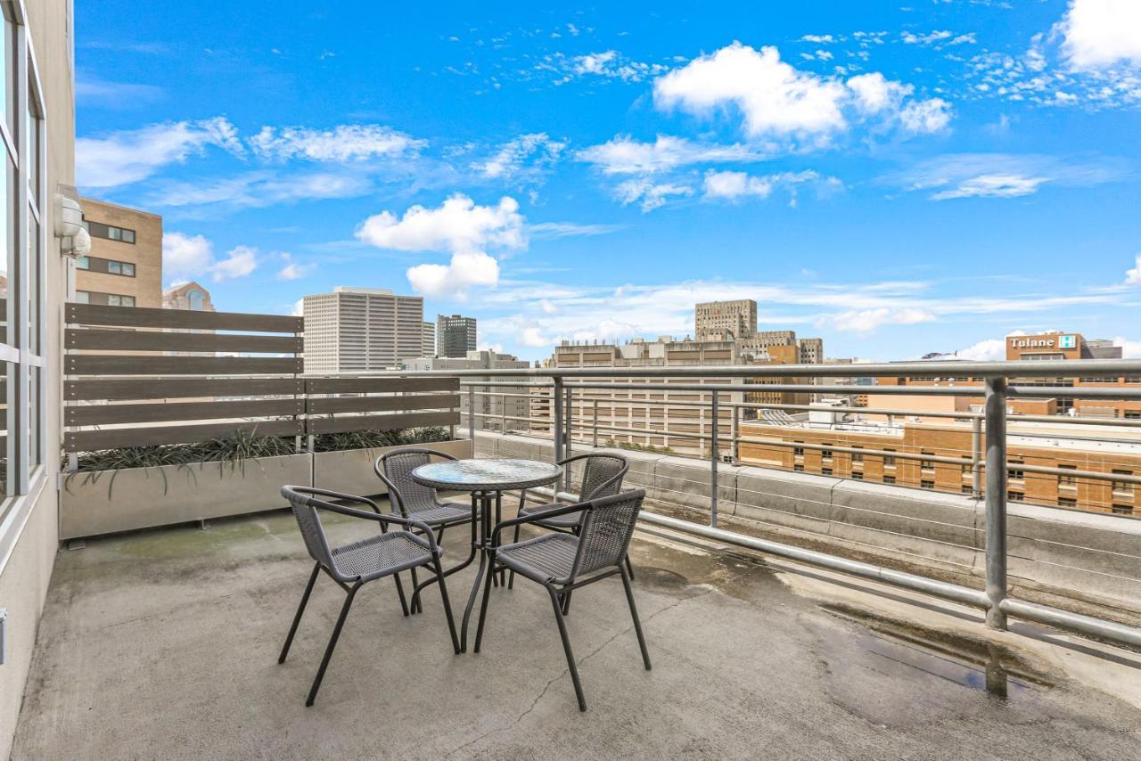 2 Bedroom Elegant Condos In Downtown Новый Орлеан Экстерьер фото