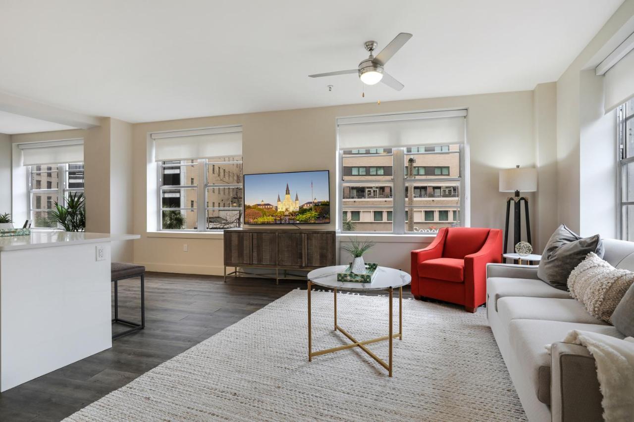 2 Bedroom Elegant Condos In Downtown Новый Орлеан Экстерьер фото