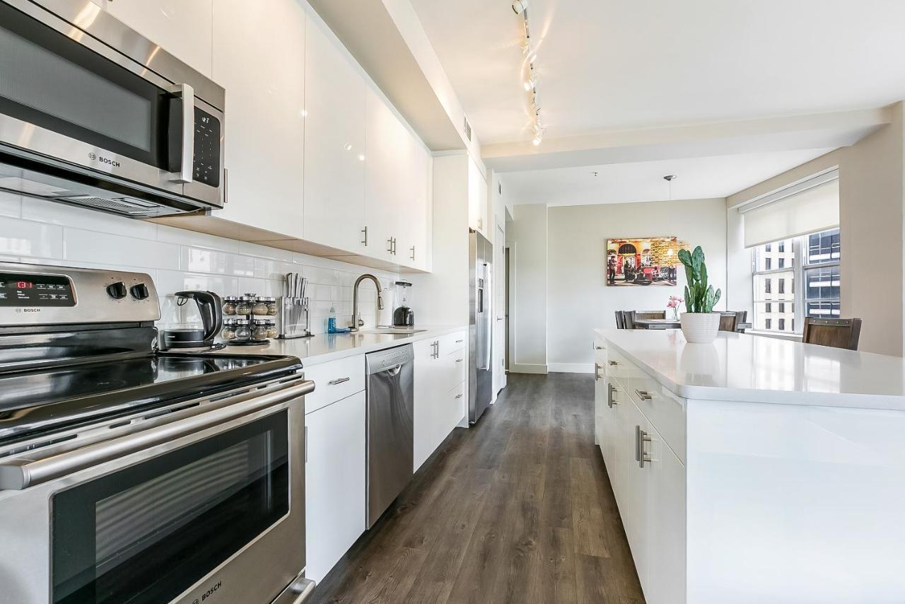 2 Bedroom Elegant Condos In Downtown Новый Орлеан Экстерьер фото